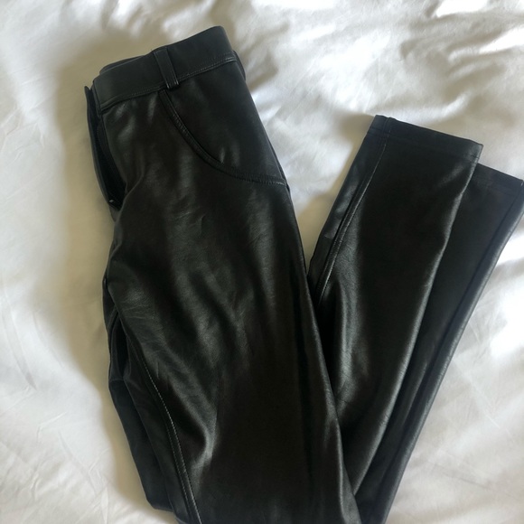 Black Leather pants - Picture 8 of 8